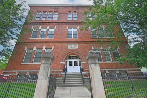 1615 Chase #4B, Cincinnati, OH 45223