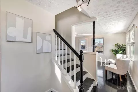 Entry Way - 6120 Fireside, Mason, OH 45040 photo 2 of 2