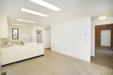 5530 Meryton, Cincinnati, OH 45224 photo 11