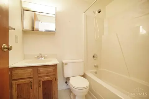 5530 Meryton, Cincinnati, OH 45224 photo 21