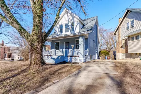 5267 Montgomery, Norwood, OH 45212
