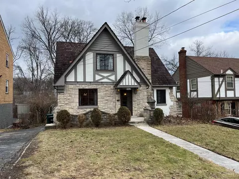 2814 Temple, Cincinnati, OH 45211