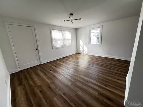 6322 Newtonsville, Pleasant Plain, OH 45162 photo 3