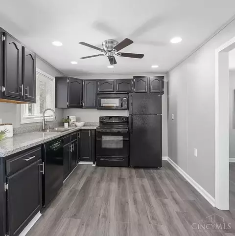 Kitchen - 9084 Blue Ash, Blue Ash, OH 45242 photo 2 of 2