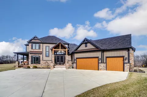 1022 Hunters Xing, Springboro, OH 45066