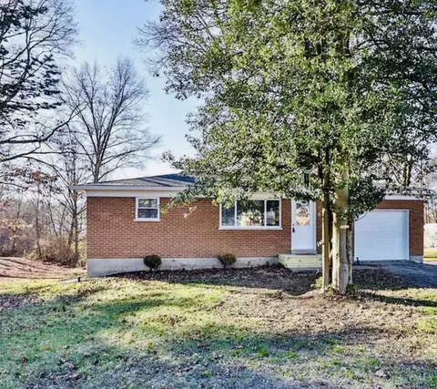 1219 Clough, Batavia, OH 45103