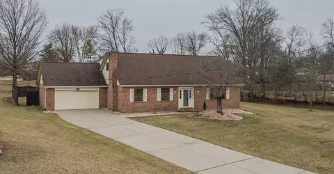 8074 Honeysuckle, West Chester, OH 45069