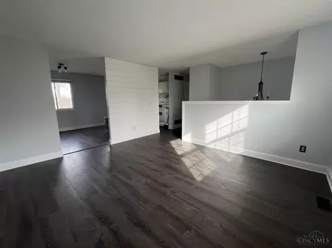 6574 Knottypine, Cincinnati, OH 45230 photo 4