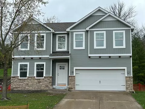 811 Cherry Hl, Lebanon, OH 45036