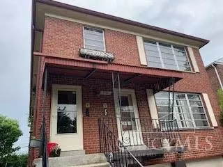 1111 Elm Park, Cincinnati, OH 45216