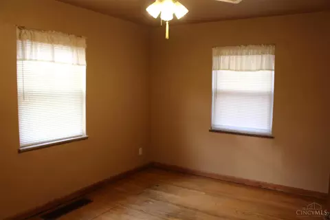 1811 1st, Cincinnati, OH 45205 photo 4