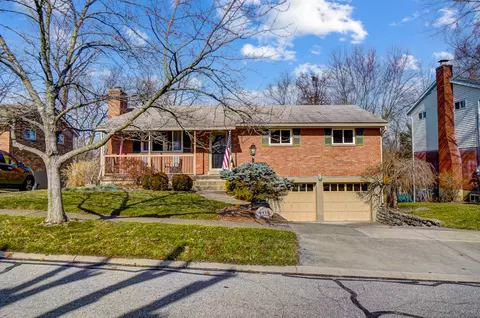 4418 Pinecroft, Cincinnati, OH 45211