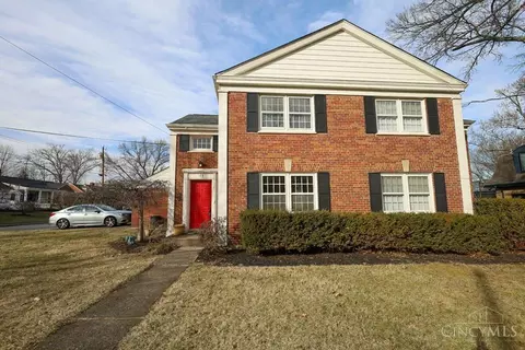128 Forest, Wyoming, OH 45215