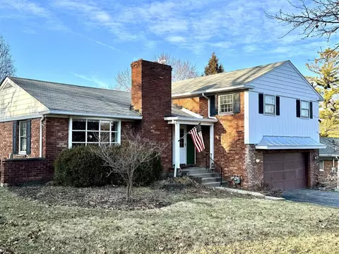 10557 Sharondale, Evendale, OH 45241