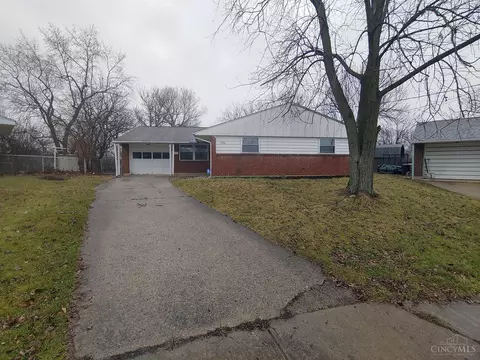 988 Tivoli, Springdale, OH 45246