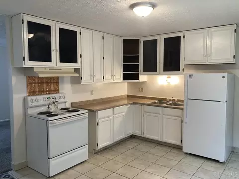 Kitchen - 1013 Huffman, Cincinnati, OH 45231 photo 1 of 1