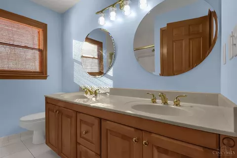 9315 Bluewing, Blue Ash, OH 45236 photo 10