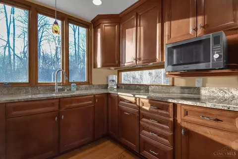 9315 Bluewing, Blue Ash, OH 45236 photo 7