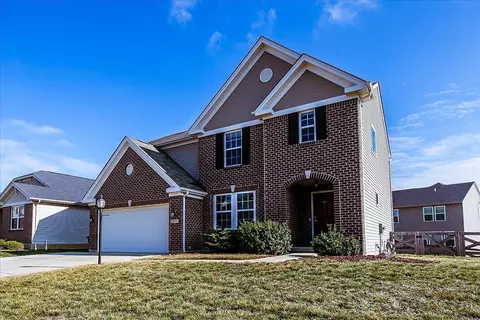 2626 Chopin, Cincinnati, OH 45231