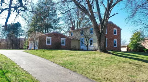 523 Pepper Rdg, Cincinnati, OH 45244 photo 2