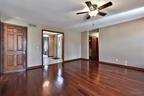 523 Pepper Rdg, Cincinnati, OH 45244 photo 11