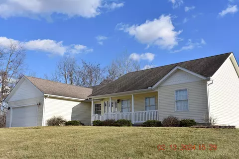 107 Northcourt, Hillsboro, OH 45133