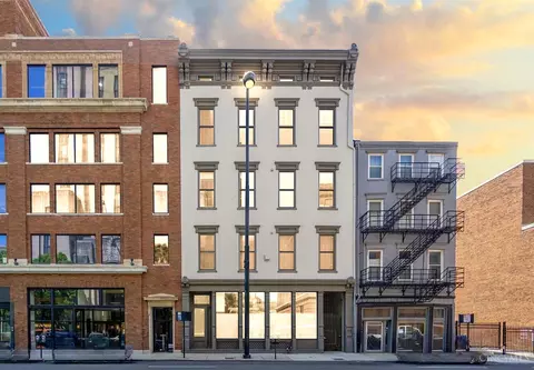 813 Broadway #101, Cincinnati, OH 45202