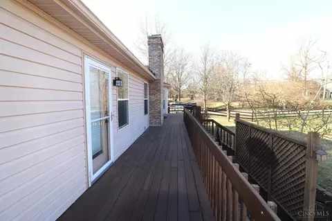 Exterior - 516 Wesley, Cincinnati, OH 45244 photo 8 of 14