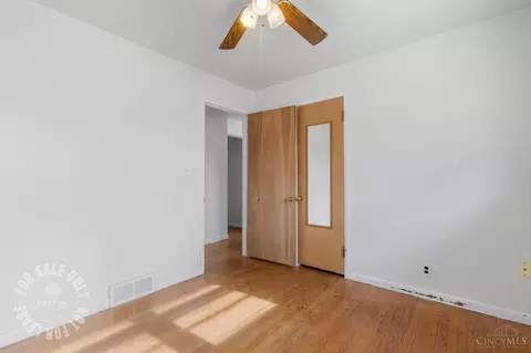 Bedroom - 518 4th, Franklin, OH 45005 photo 2 of 2