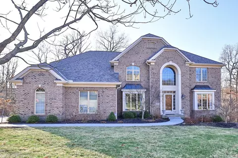 11026 Woodlands, Blue Ash, OH 45241