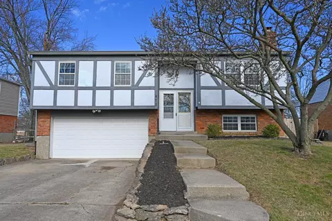 472 Grandin, Springdale, OH 45246