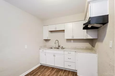 1108 Shepherd, Cincinnati, OH 45215 photo 5
