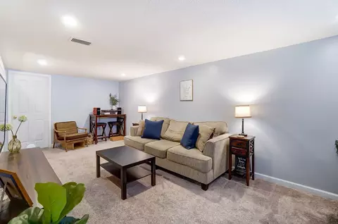 Living - 1257 Southlyn, Kettering, OH 45409 photo 8 of 8