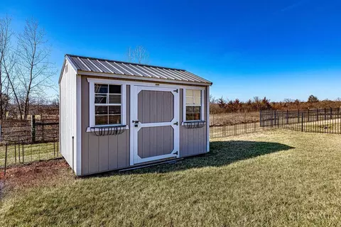 Exterior - 31 Robert, Hamilton, OH 45013 photo 6 of 9
