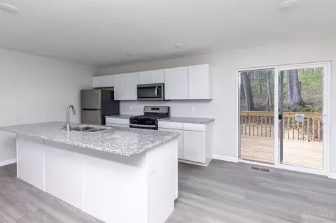 Kitchen - 9591 Main, Cincinnati, OH 45242 photo 3 of 5