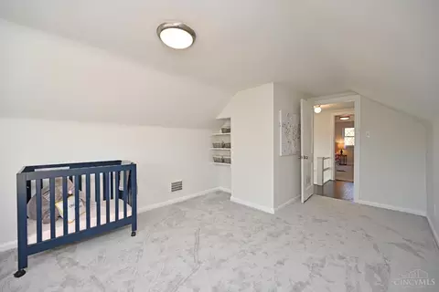 6832 Roe, Cincinnati, OH 45227 photo 33