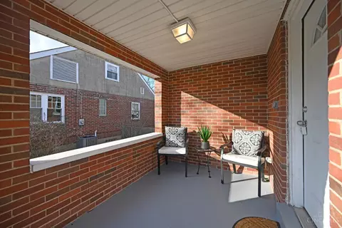 6832 Roe, Cincinnati, OH 45227 photo 3