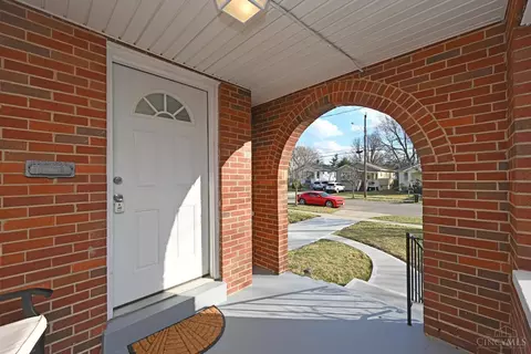 6832 Roe, Cincinnati, OH 45227 photo 4