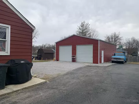 609 Broadway, Blanchester, OH 45107 photo 2