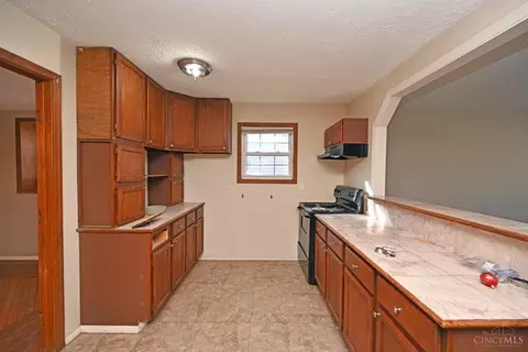 Kitchen - 3371 Gerold, Cincinnati, OH 45238 photo 2 of 3