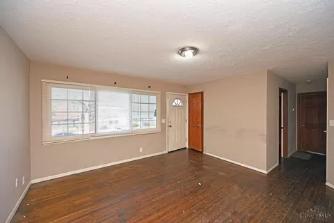 Living - 3371 Gerold, Cincinnati, OH 45238 photo 1 of 1