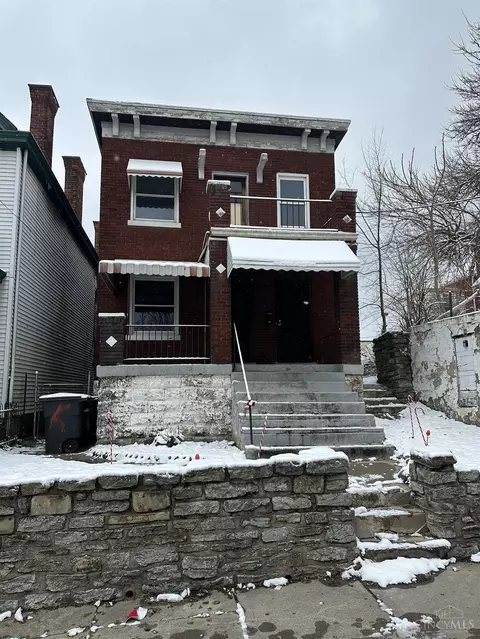 2429 Dover, Cincinnati, OH 45206