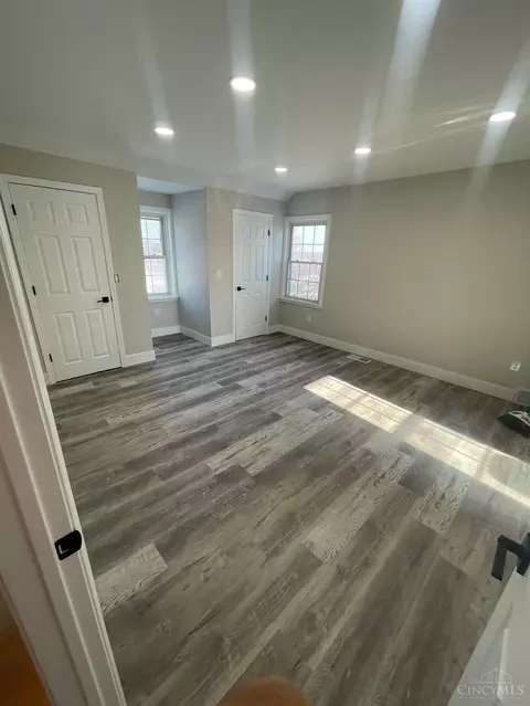 549 N Bend Rd, Cincinnati, OH 45216 photo 7