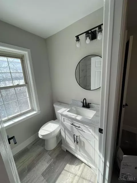 549 N Bend Rd, Cincinnati, OH 45216 photo 12