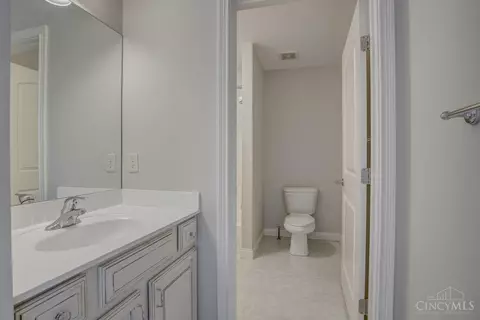 10019 Windzag Ln, Montgomery, OH 45242 photo 25