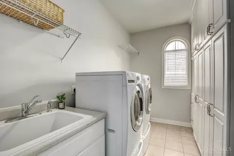10019 Windzag Ln, Montgomery, OH 45242 photo 32