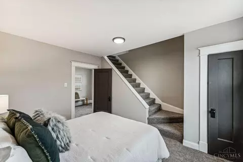 Bedroom - 2879 Ratterman, Cincinnati, OH 45211 photo 7 of 10