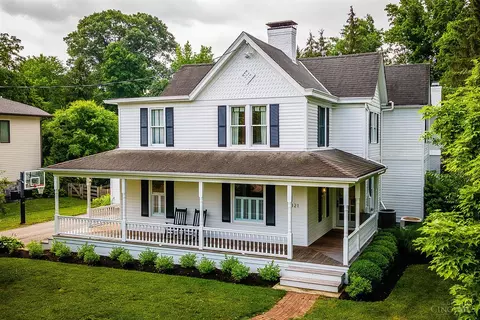321 Rugby, Terrace Park, OH 45174