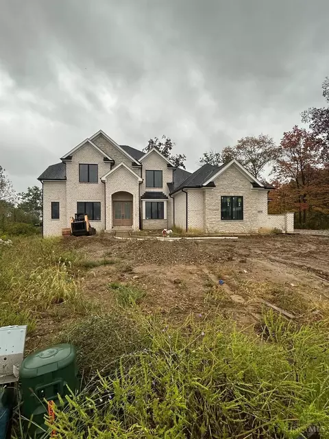 6578 Laurelstone Ct, Loveland, OH 45140