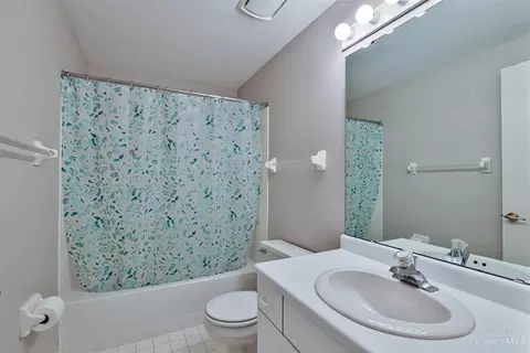 Bath - 11630 Plumhill, Cincinnati, OH 45249 photo 7 of 7